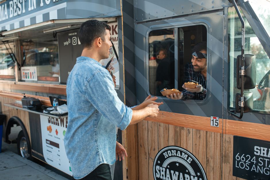 truck driver eating meal CDL truck driver health
